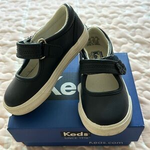 Keds navy blue mary Jane’s size 6